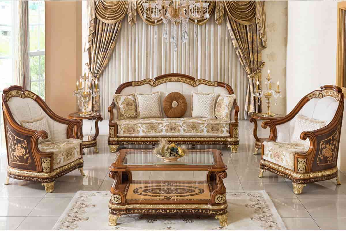  Buy and current sale price of Royal Sofa 
